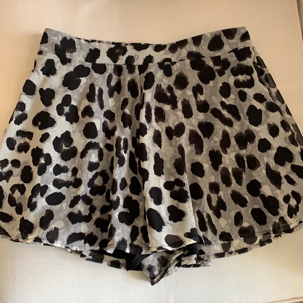Animal print flowy swing shorts